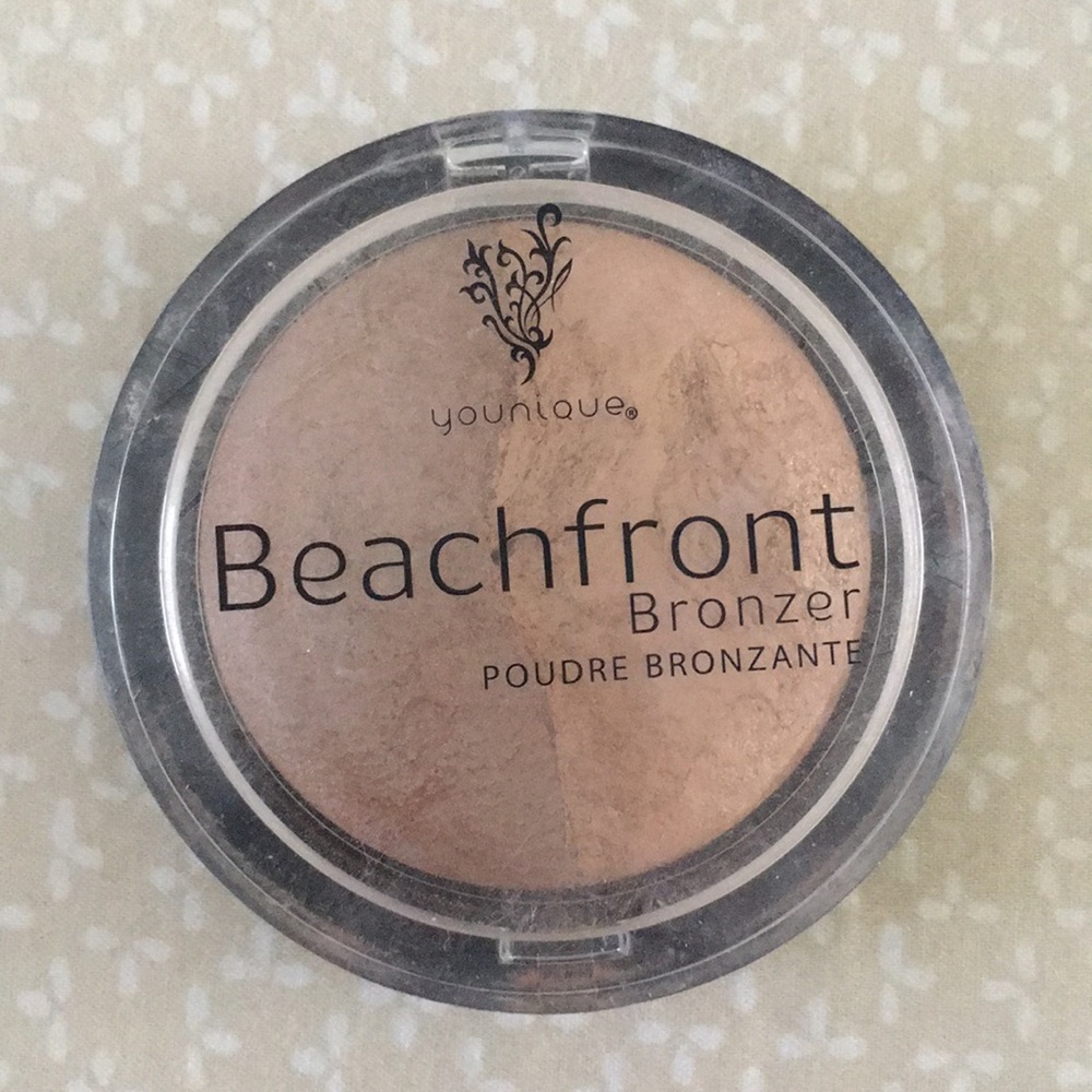 Younique beachfront bronzer - Malibu